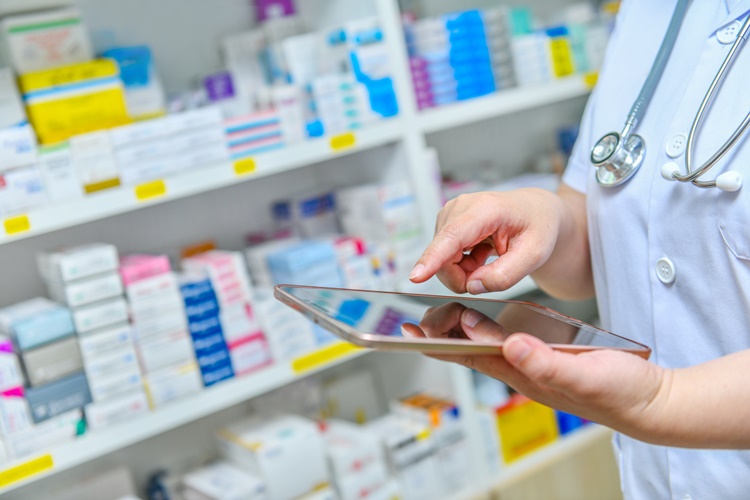 医薬品供給状況、外用薬の悪化で改善せず